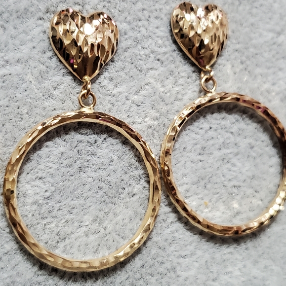 Gold Earrings - Picture 3 of 6